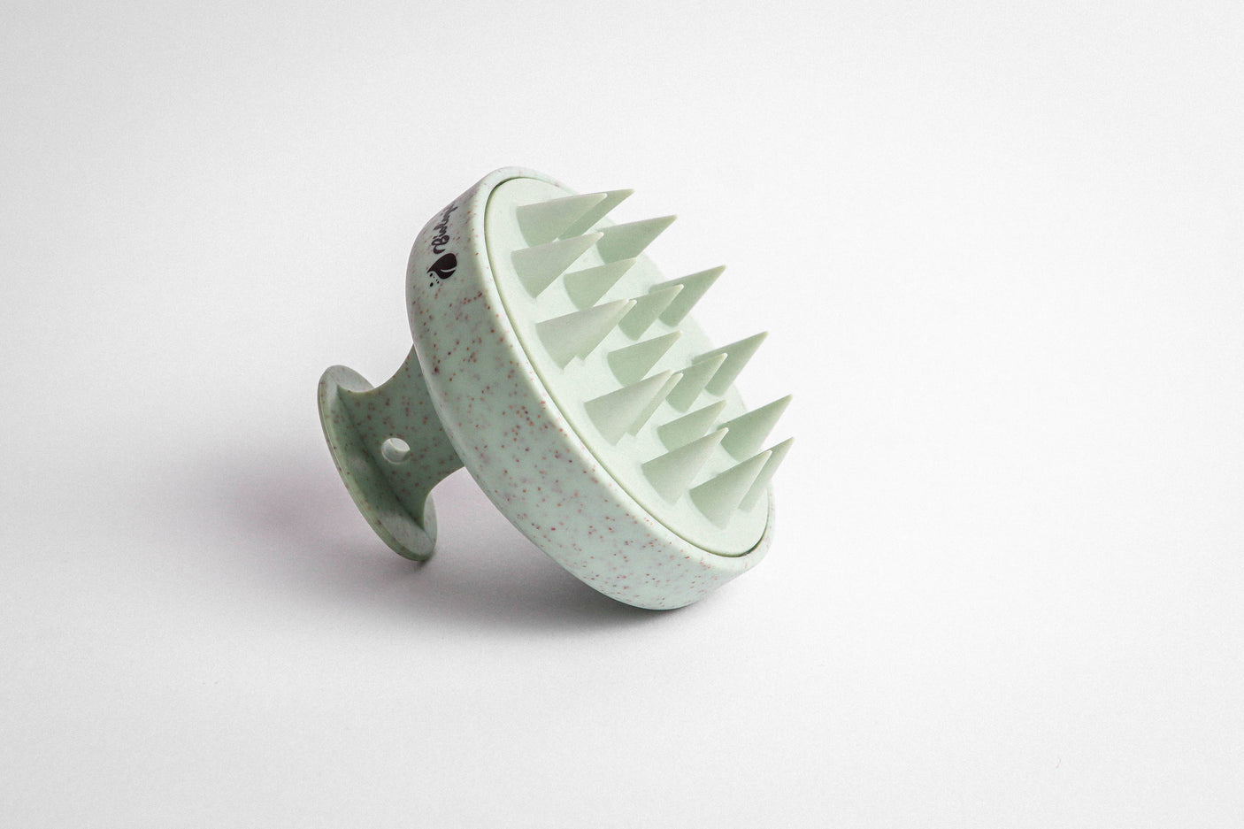 Stimulating scalp brush – Cleans & Stimulates growth