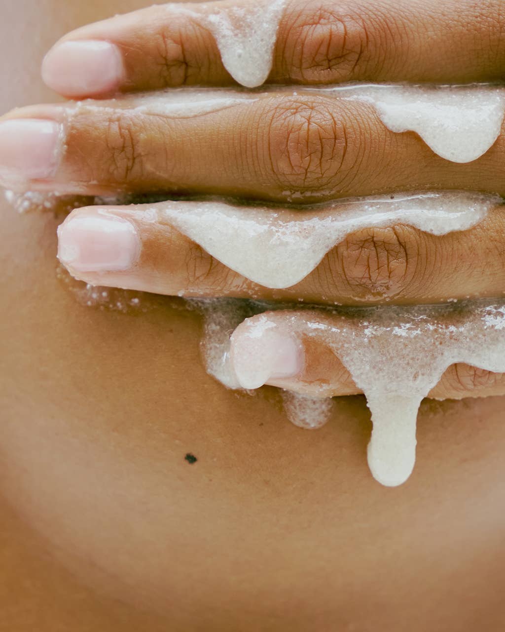 Rich and fragrant body scrub - Lost Alhambra 200 ml