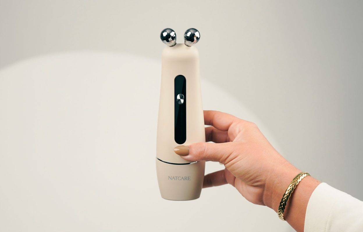 Topaz Dispositivo RF, EMS y luces LED rojas y amarillas.