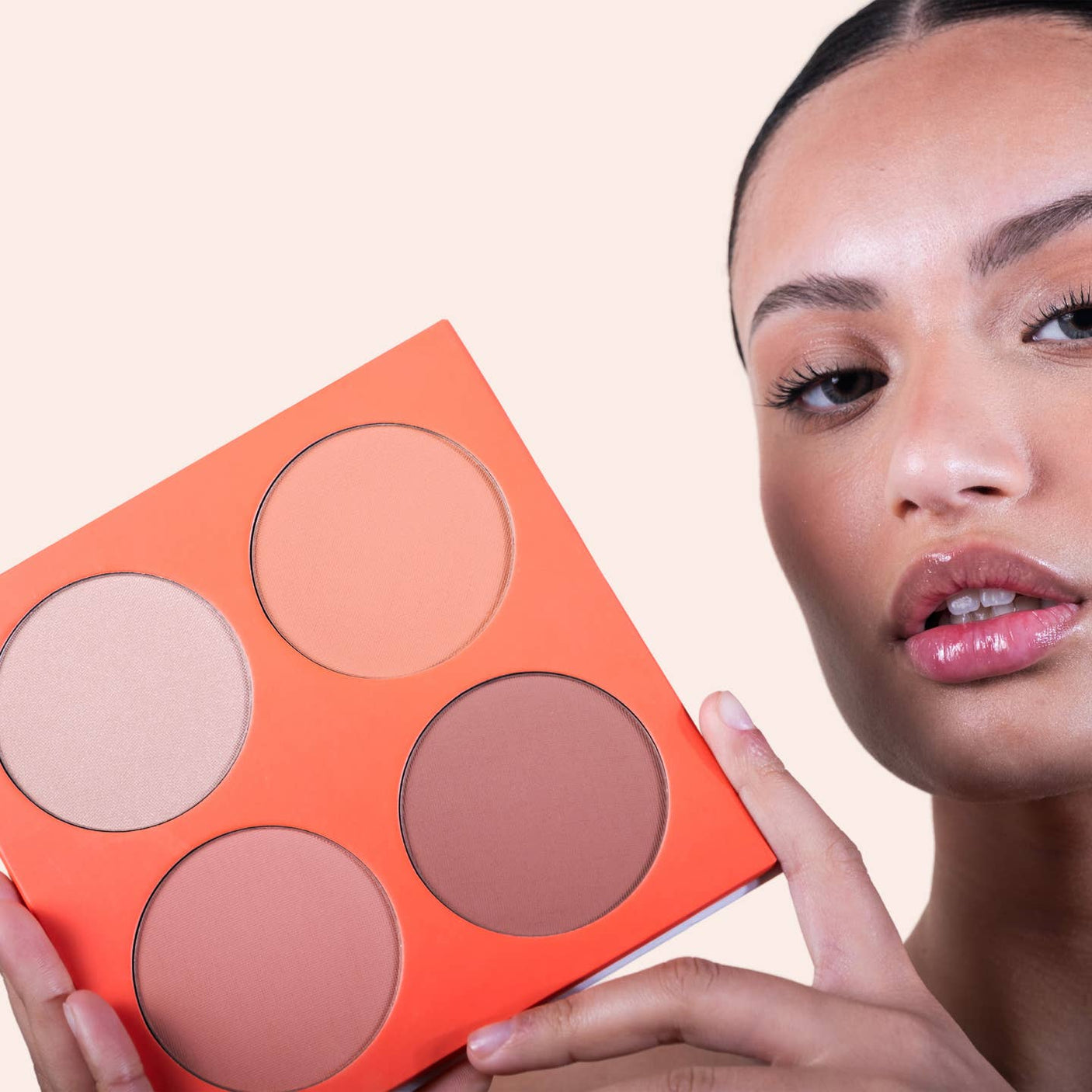 Certified organic and vegan complexion palette