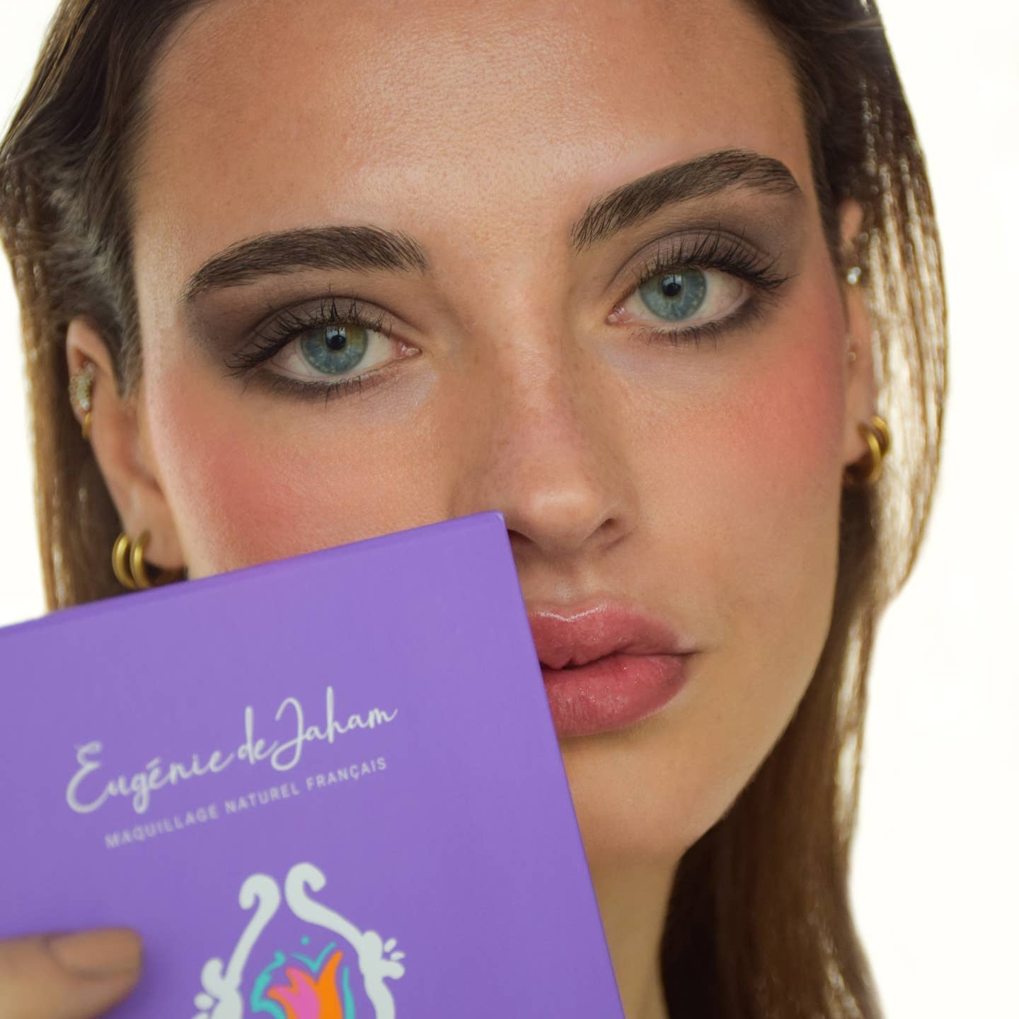 Paleta de sombras de ojos certificadas orgánicas y veganas