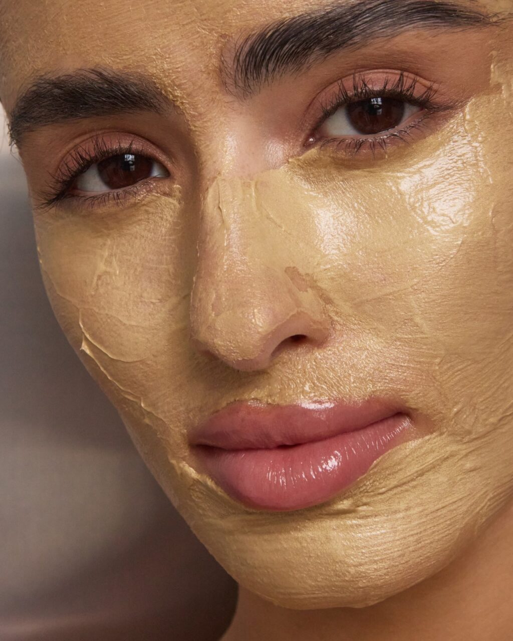 Mascarilla radiante de miel de Manuka Aura Gold de 75 ml