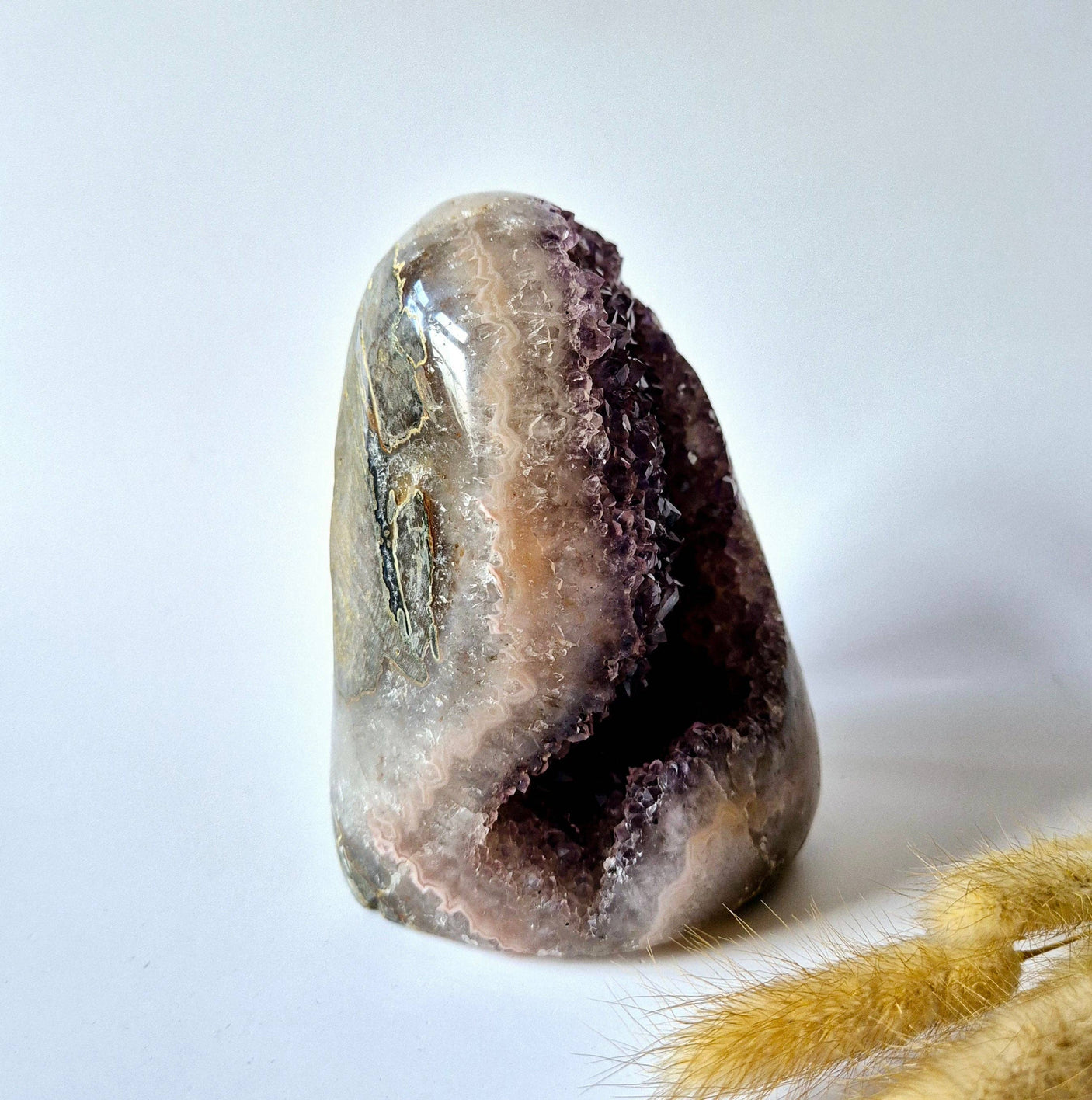 XL Piedra Preciosa Amatista en Bruto Catedral Cluster – 1790 gramos