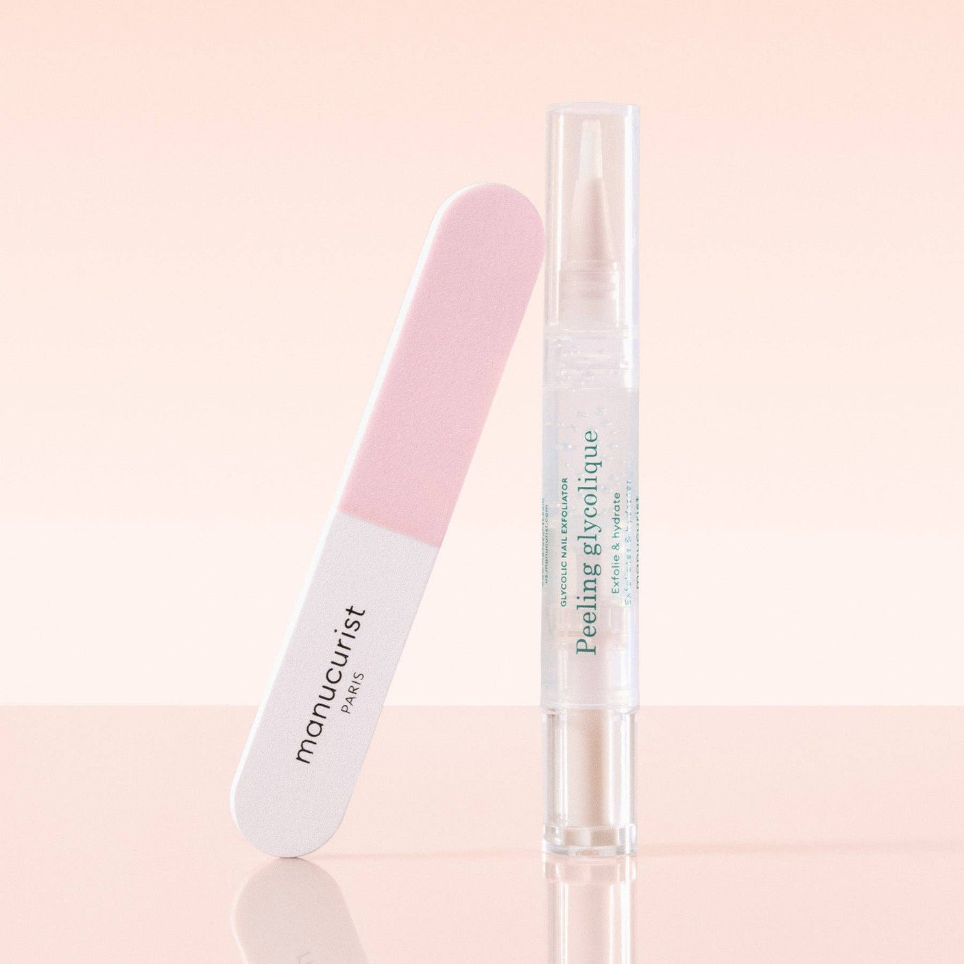 Tratamiento renovador de uñas Glossy Booster Duo de Manucurist.