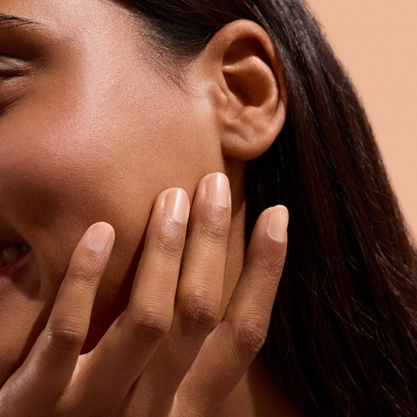 Corrector de imperfecciones para uñas Active Smooth 02 de Manucurist disponible en Biovardi.