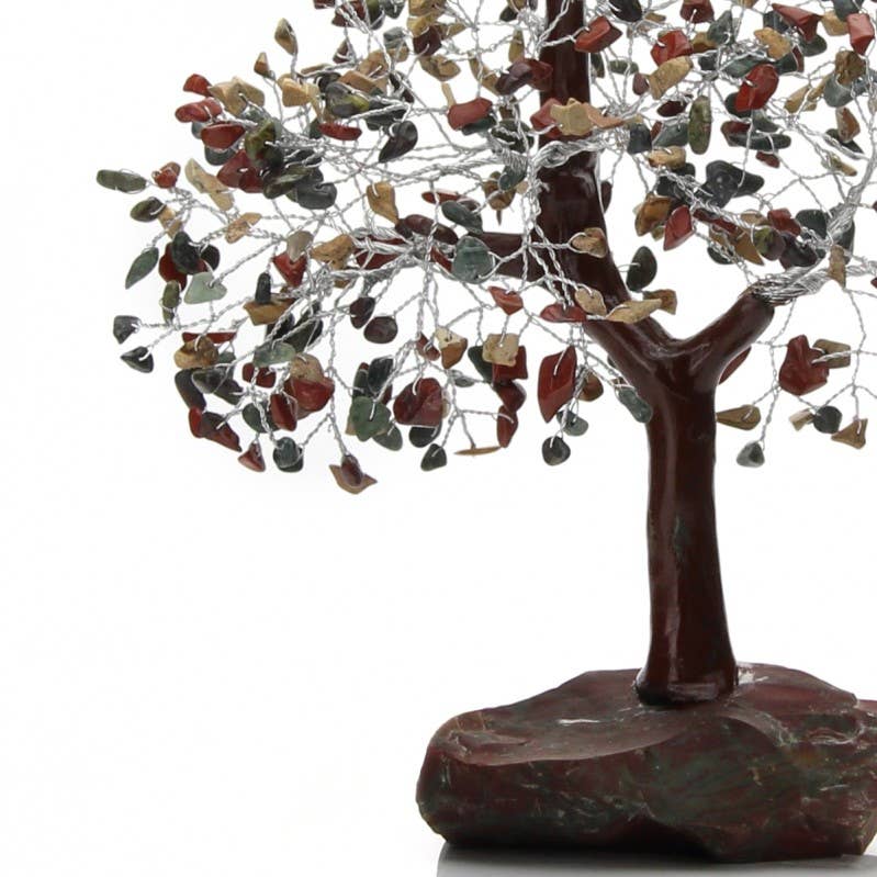 Árbol de 500 chips con base de piedra natural