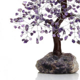 Árbol de 500 chips con base de piedra natural