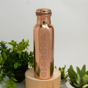 Botella de cobre 7 chakras pulida 750 ml