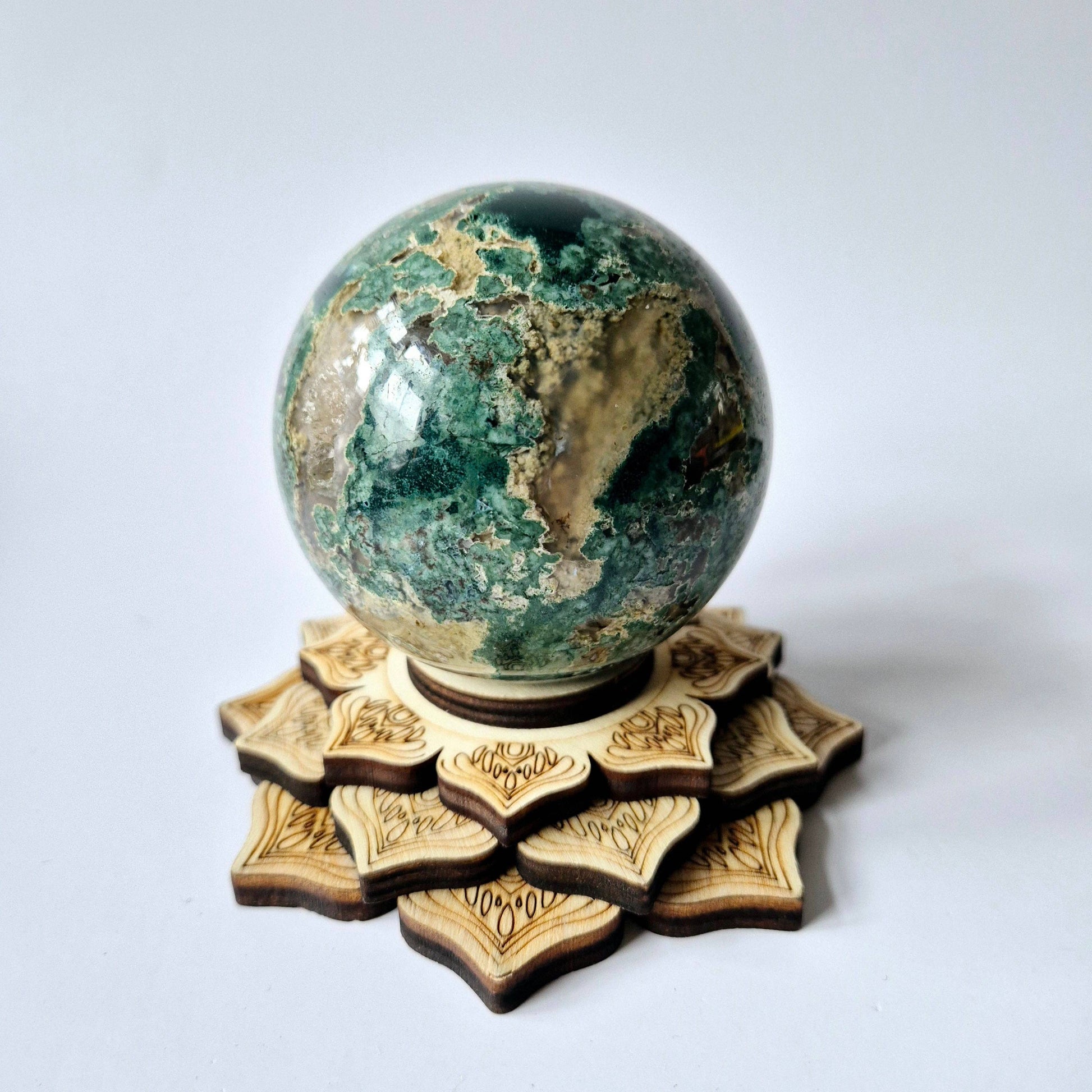 Bola de Cristal de Piedra Preciosa Ágata Musgosa Druzy 75mm - 544g