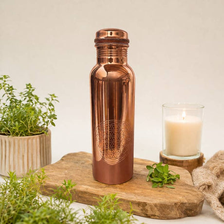 Botella de cobre Flor de la Vida pulida 850 ml