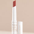 Envase de Kia Charlotta Barra de labios Embracing Failure 1,8 g
