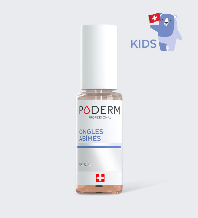 Envase de Poderm Kids Sérum para uñas frágiles 8 ml