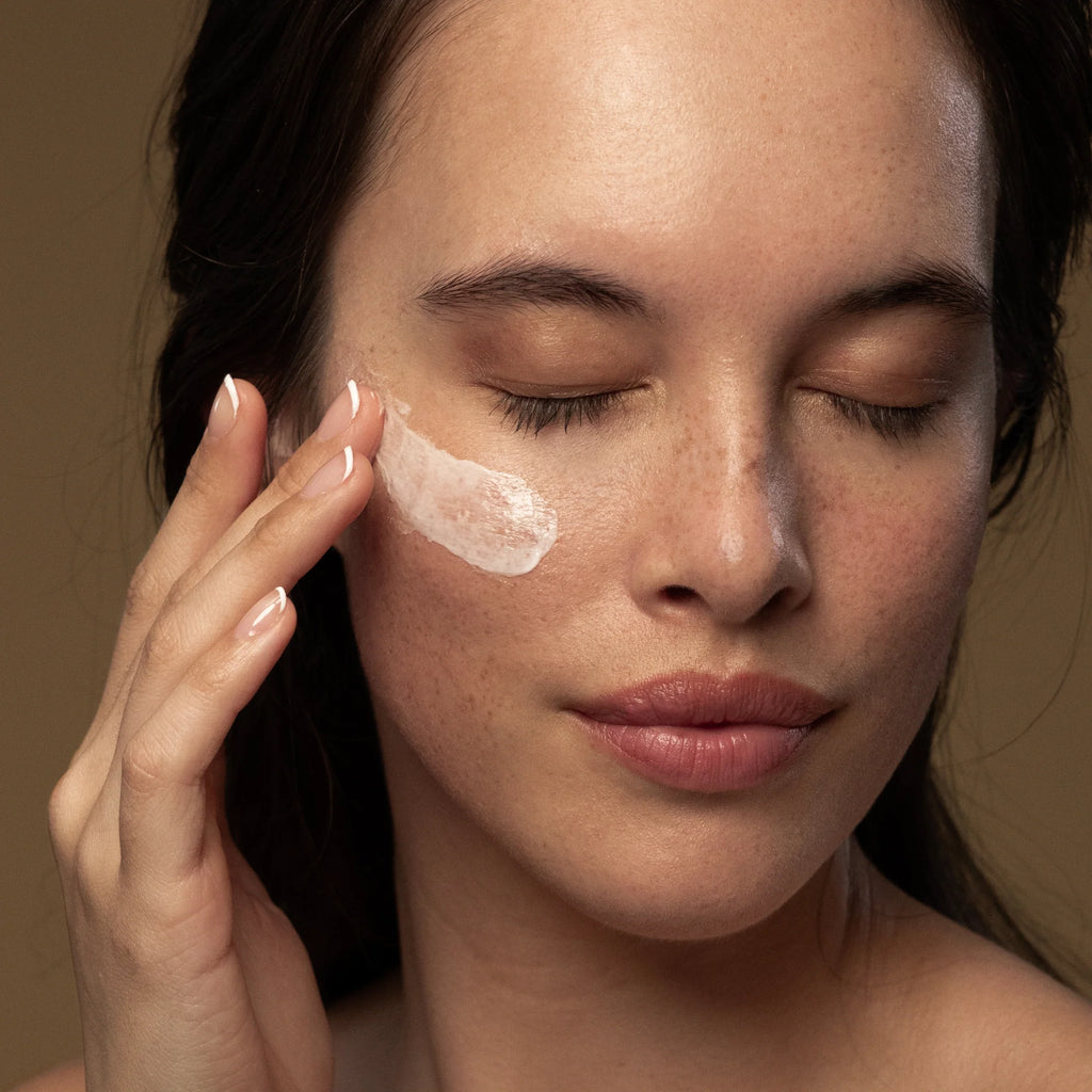 Moisturizing and Anti-aging Day Facial Cream with Rosehip 60ml