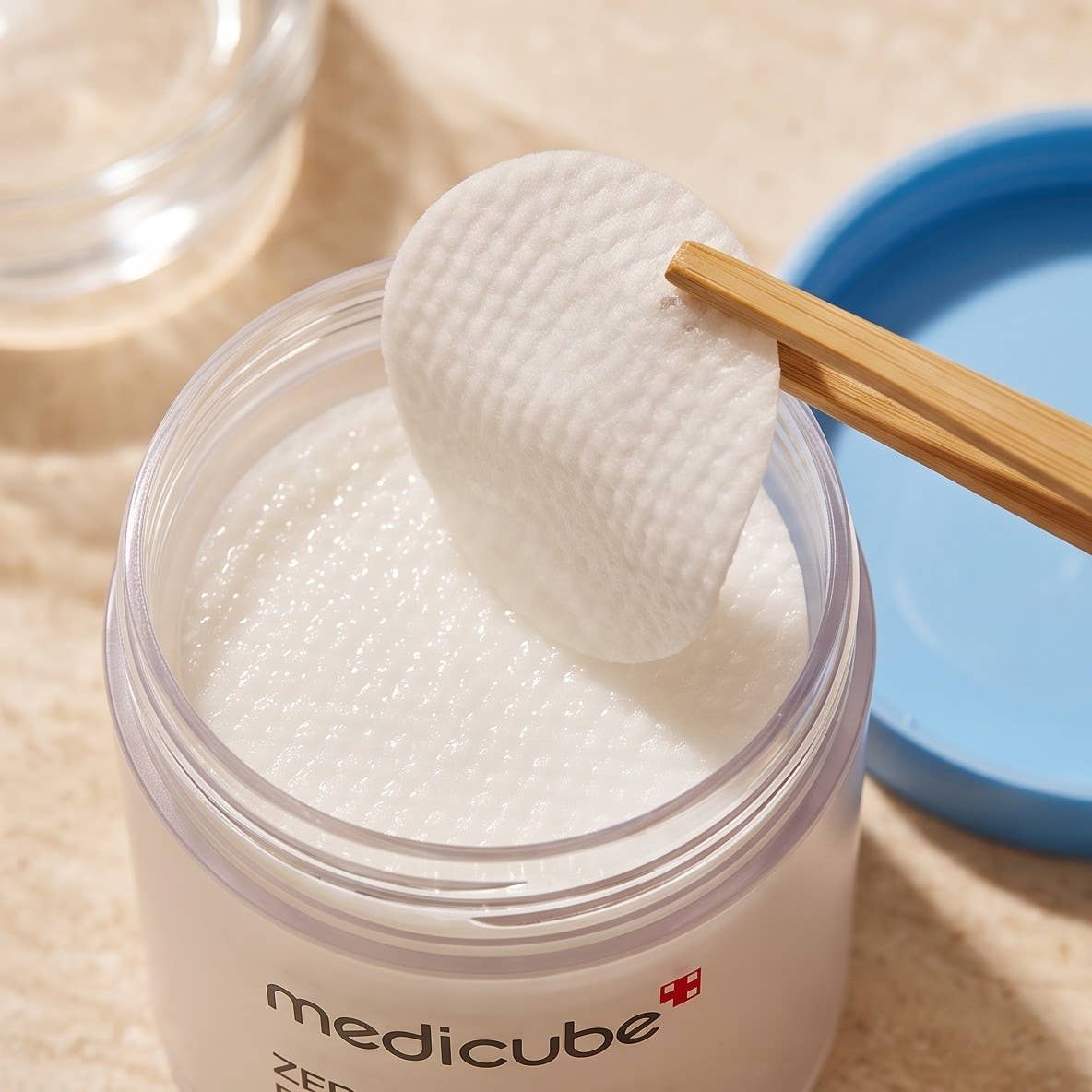 Disco de doble textura Medicube Zero Pore Pad Mild