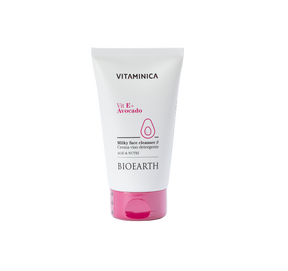 Tubo blanco y rosa de la leche limpiadora Bioearth Vitaminica con vitamina E y aguacate de 150 ml