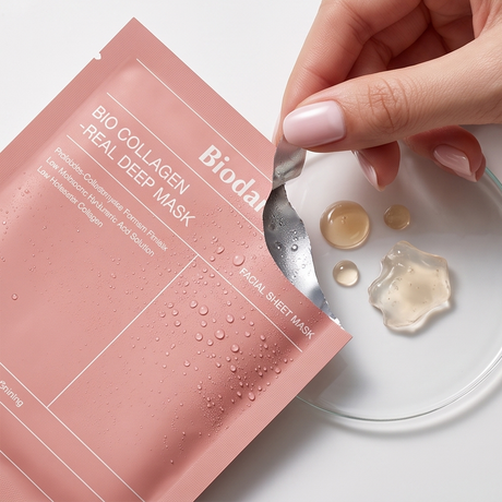 Mascarilla Biodance Bio-Collagen aplicada sobre el rostro