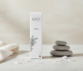 Bote de espuma limpiadora AWA Balance Cleanser Foam de KÕEN Japan Beauty en el estante de Biovardi.