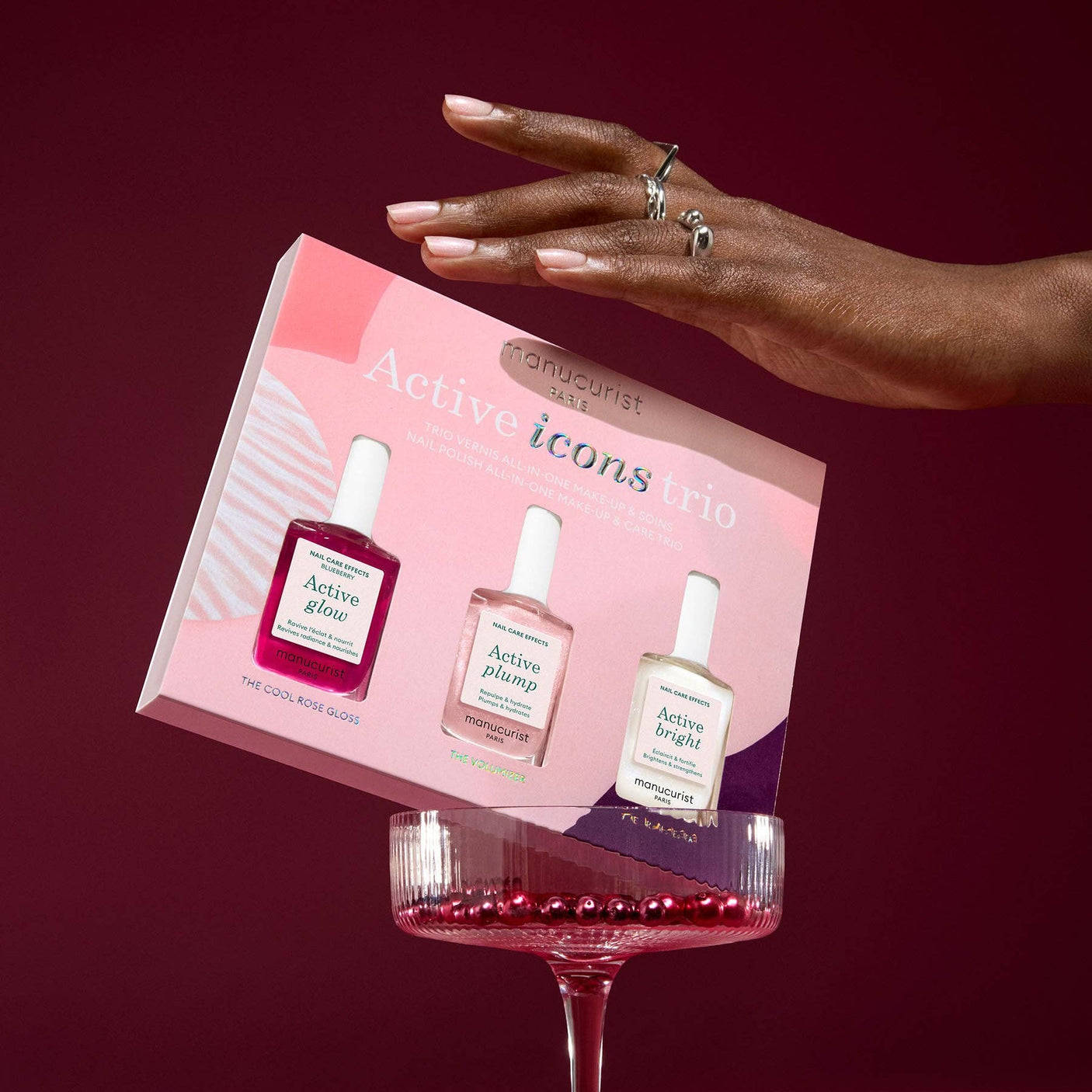 Kit Active Icons Trio de Manucurist con Active Glow, Active Plump y Active Bright para una rutina de brillo natural.