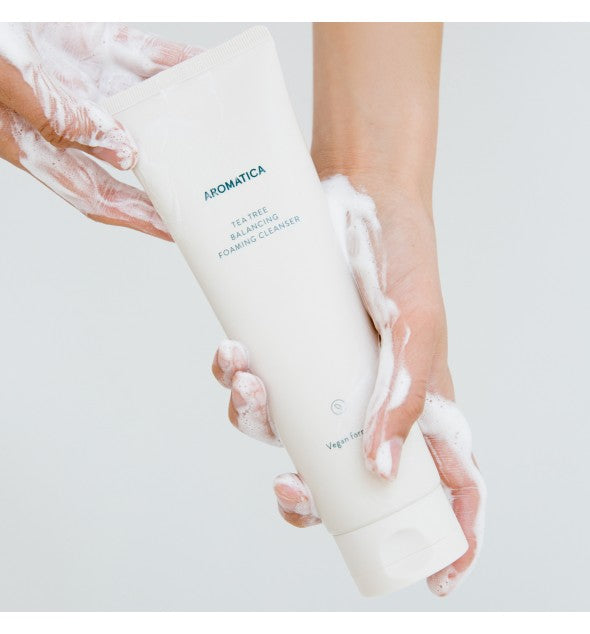 Balancing facial cleanser with Tea Tree 180 gr
